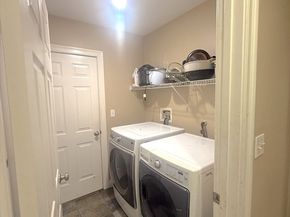 6 White Ln, Middleton MA 01949