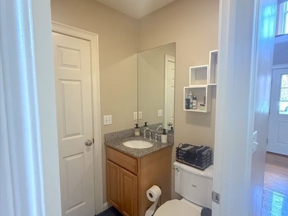 6 White Ln, Middleton MA 01949