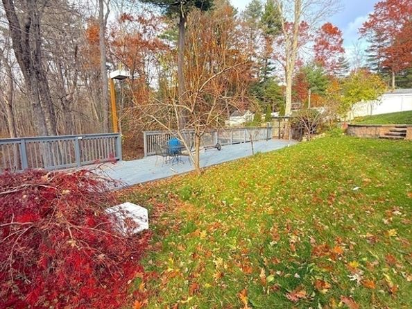 6 White Ln, Middleton MA 01949