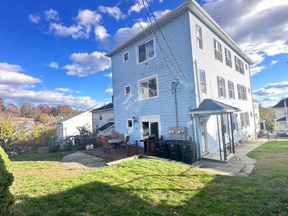3 Bowker St, Worcester MA 01604