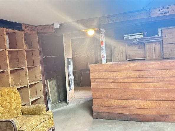 3 Bowker St, Worcester MA 01604