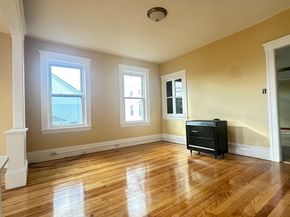 3 Bowker St, Worcester MA 01604