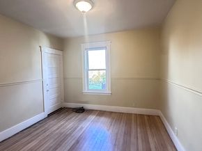 3 Bowker St, Worcester MA 01604