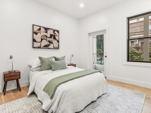 47 Condor 203, Boston MA 02128