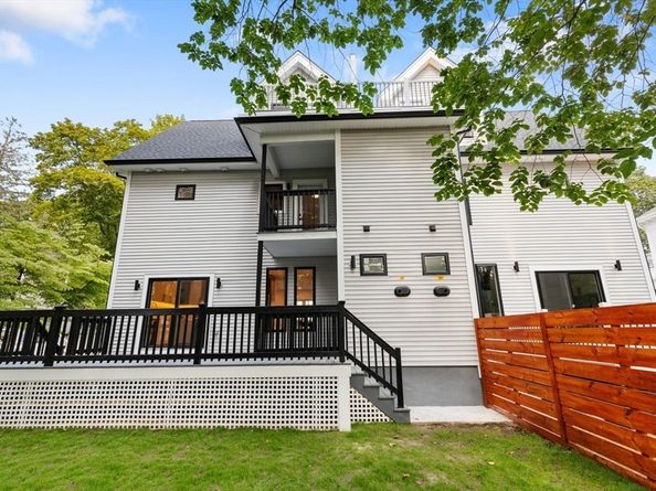 6 Wyman Court 6, Winchester MA 01890