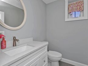 55 Fiske Hill Rd, Sturbridge MA 01566