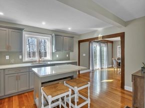 55 Fiske Hill Rd, Sturbridge MA 01566