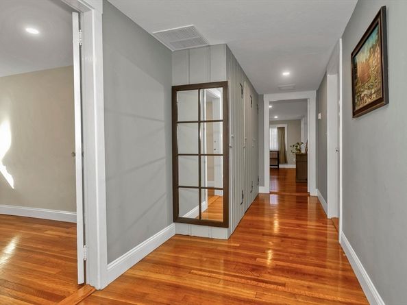 55 Fiske Hill Rd, Sturbridge MA 01566