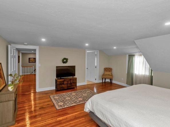 55 Fiske Hill Rd, Sturbridge MA 01566