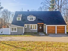 55 Fiske Hill Rd, Sturbridge MA 01566