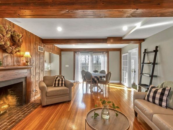 55 Fiske Hill Rd, Sturbridge MA 01566