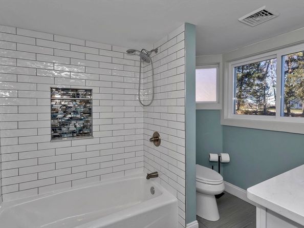 55 Fiske Hill Rd, Sturbridge MA 01566