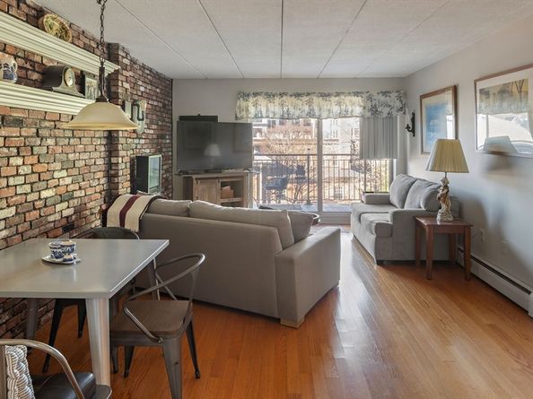 995 Massachusetts Avenue 404, Arlington MA 02476