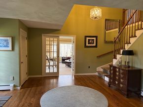 23 Algonquin Road, Medfield MA 02052