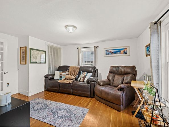 17 Wright Street, Woburn MA 01801