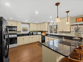 17 Wright Street, Woburn MA 01801