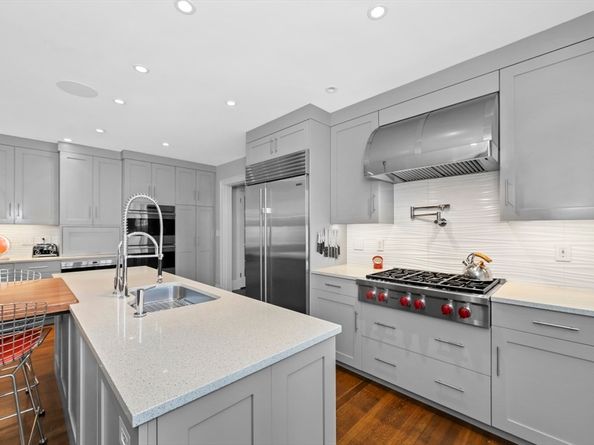 20 David G Mugar Way, Boston MA 02114