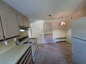 168 Twinbrooke Dr, Holden MA 01520