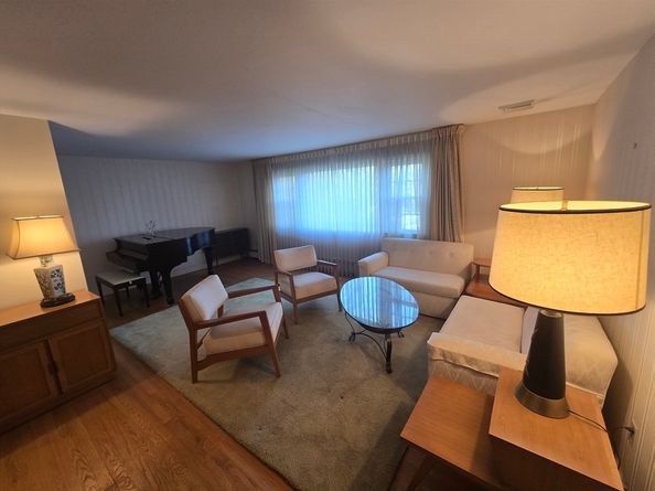 168 Twinbrooke Dr, Holden MA 01520