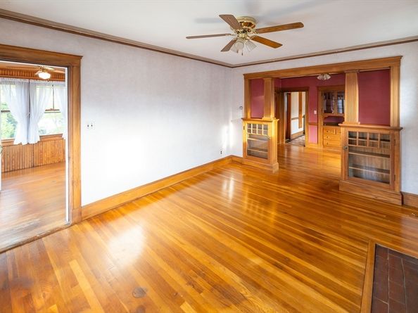 10 White St, Quincy MA 02169