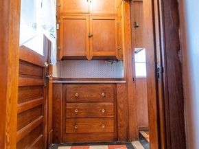 10 White St, Quincy MA 02169