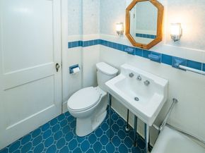 10 White St, Quincy MA 02169