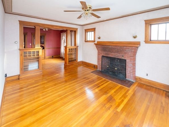 10 White St, Quincy MA 02169