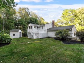 100 Fairwood Dr, Pembroke MA 02359