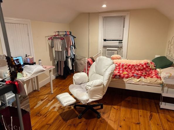 23 Lakewood St, Worcester MA 01603