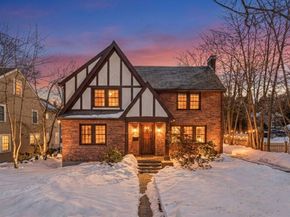 46 Acacia Ave, Newton MA 02467