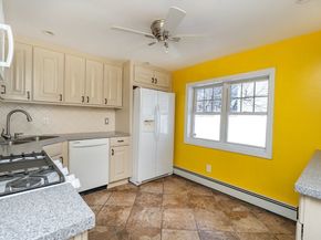 68 Beaver St, Salem MA 01970