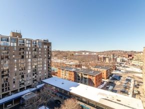 33 Pond Ave 1106, Brookline MA 02445