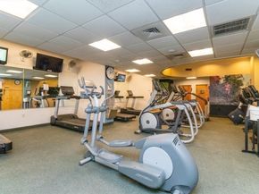 33 Pond Ave 1106, Brookline MA 02445