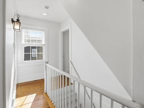 6 Atkinson St, Newburyport MA 01950