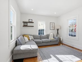 6 Atkinson St, Newburyport MA 01950