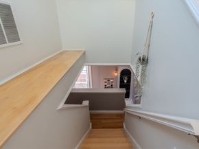 129 Essex St 8, Salem MA 01970