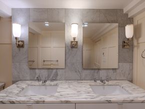 129 Essex St 8, Salem MA 01970