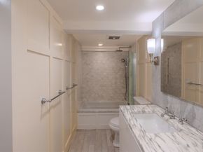 129 Essex St 8, Salem MA 01970