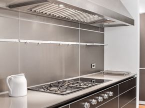 3 Wisteria Ln, Lexington MA 02420