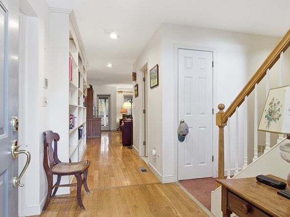 18 Quail Run 18, Acton MA 01720