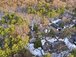 18 Quail Run 18, Acton MA 01720