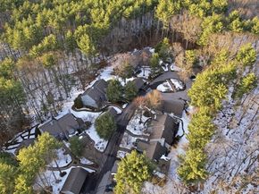 18 Quail Run 18, Acton MA 01720