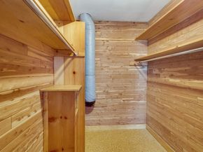 35 Hollywood Rd, Winchester MA 01890