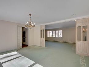 35 Hollywood Rd, Winchester MA 01890