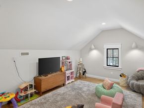 25 Dawn's Light, Plymouth MA 02360