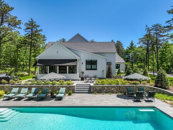 25 Dawn's Light, Plymouth MA 02360