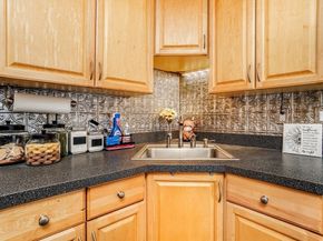 154 Oak St, Gardner MA 01440