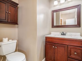 154 Oak St, Gardner MA 01440
