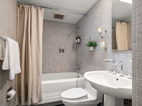 32 Moon Hill Road, Lexington MA 02421