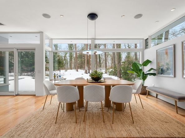 32 Moon Hill Road, Lexington MA 02421